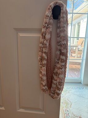 Cozy Blush and Cream Chunky handmade Scarf